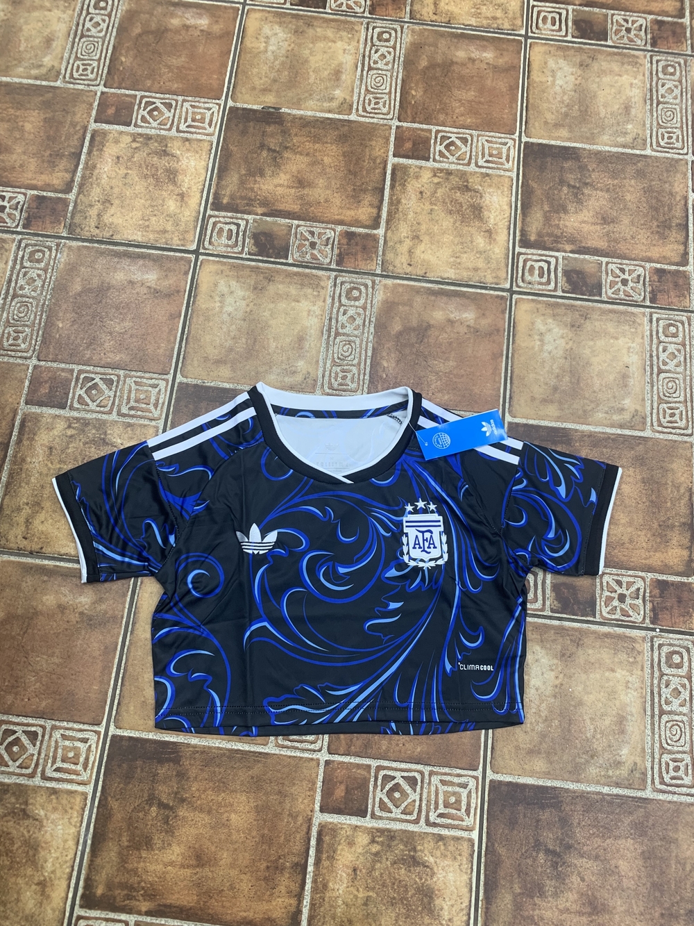 adidas Originals Argentina 2026 Women's World Cup Cropped Jersey Size M